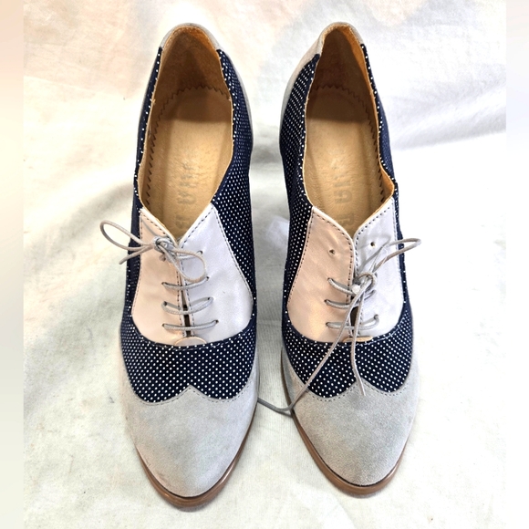 Julia Bo Women's Size 40 Aldgate Oxford Heel Shoes New *flaws* - Picture 2 of 10